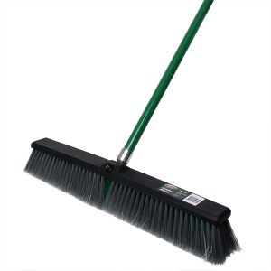HP_OutdoorBroom_bwt